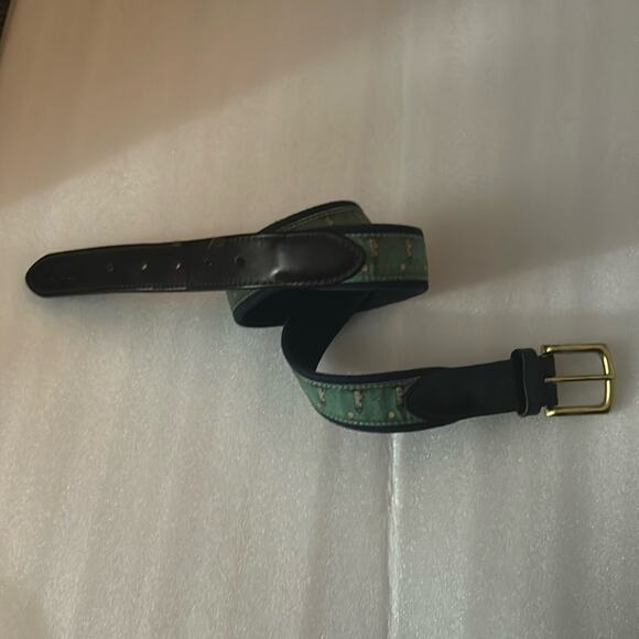 Vineyard Vines Men’s Lighthouse Belt 32 Nautical Costal Preppy Classic Prints - Picture 1 of 10